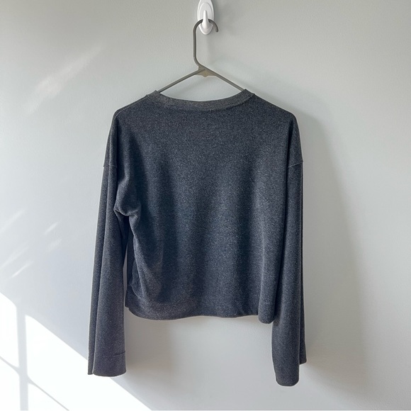 Nike Dri-Fit bell-sleeve French terry top - Picture 5 of 6